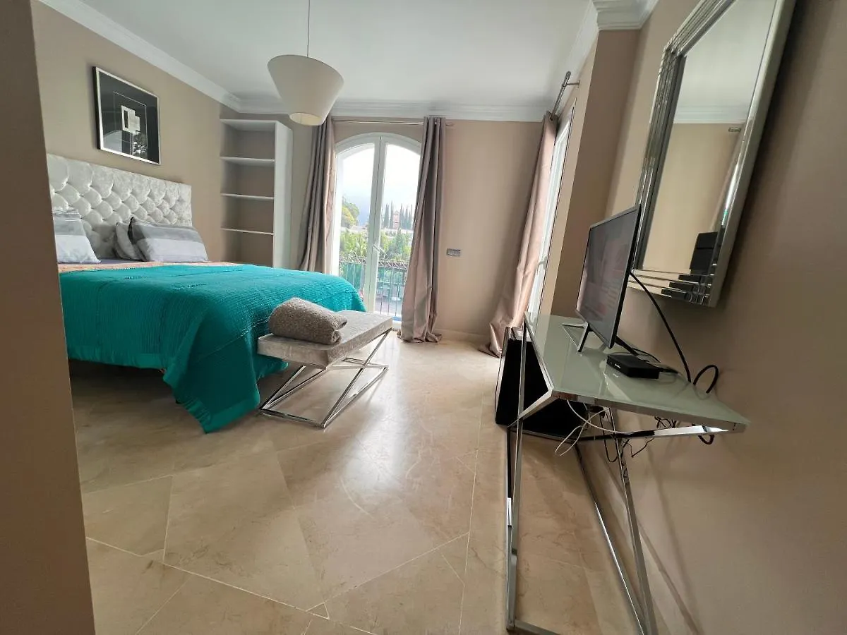 Villa Maracana Marbella 0*,