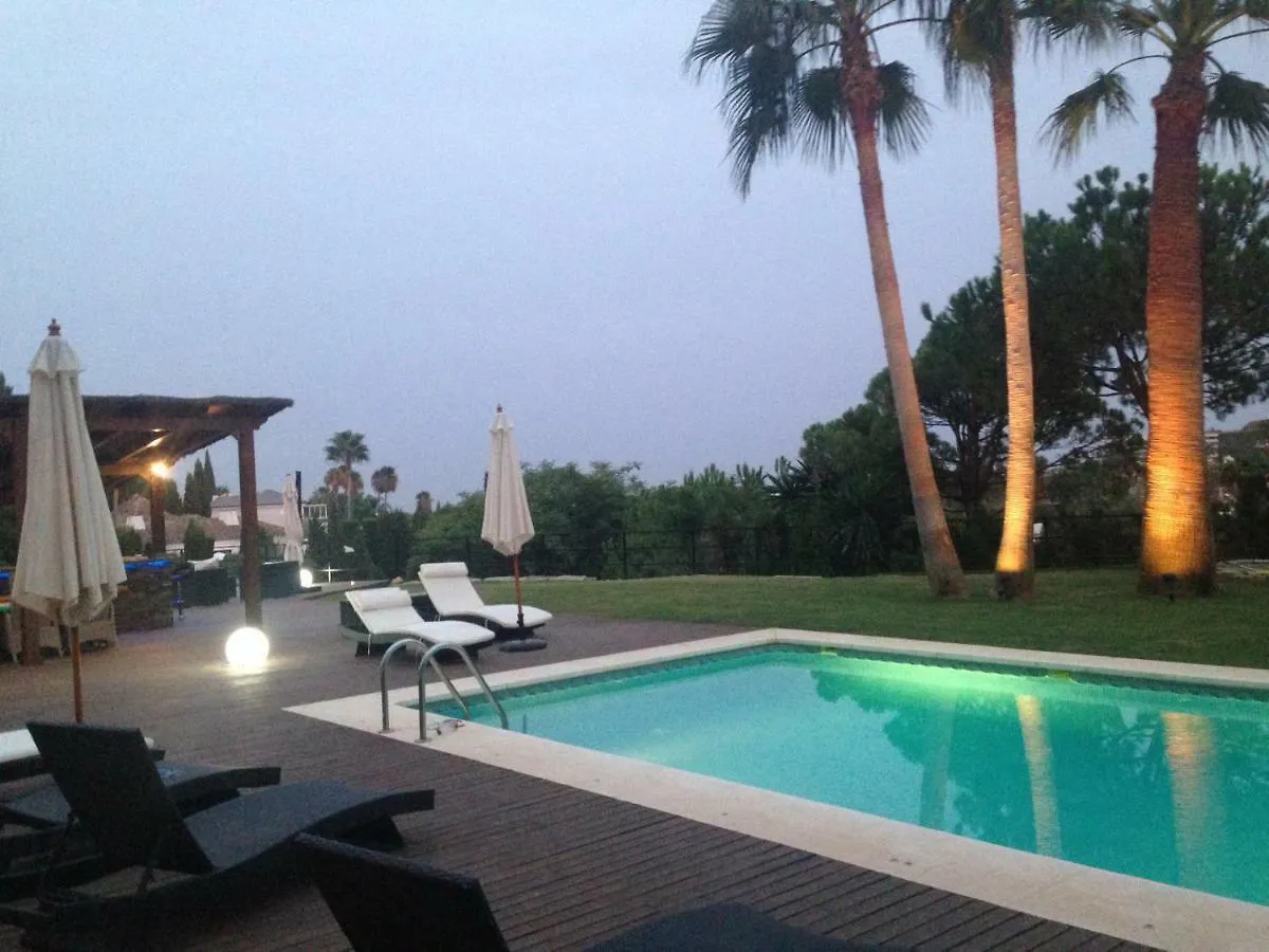 Villa Maracana Marbella Homestay